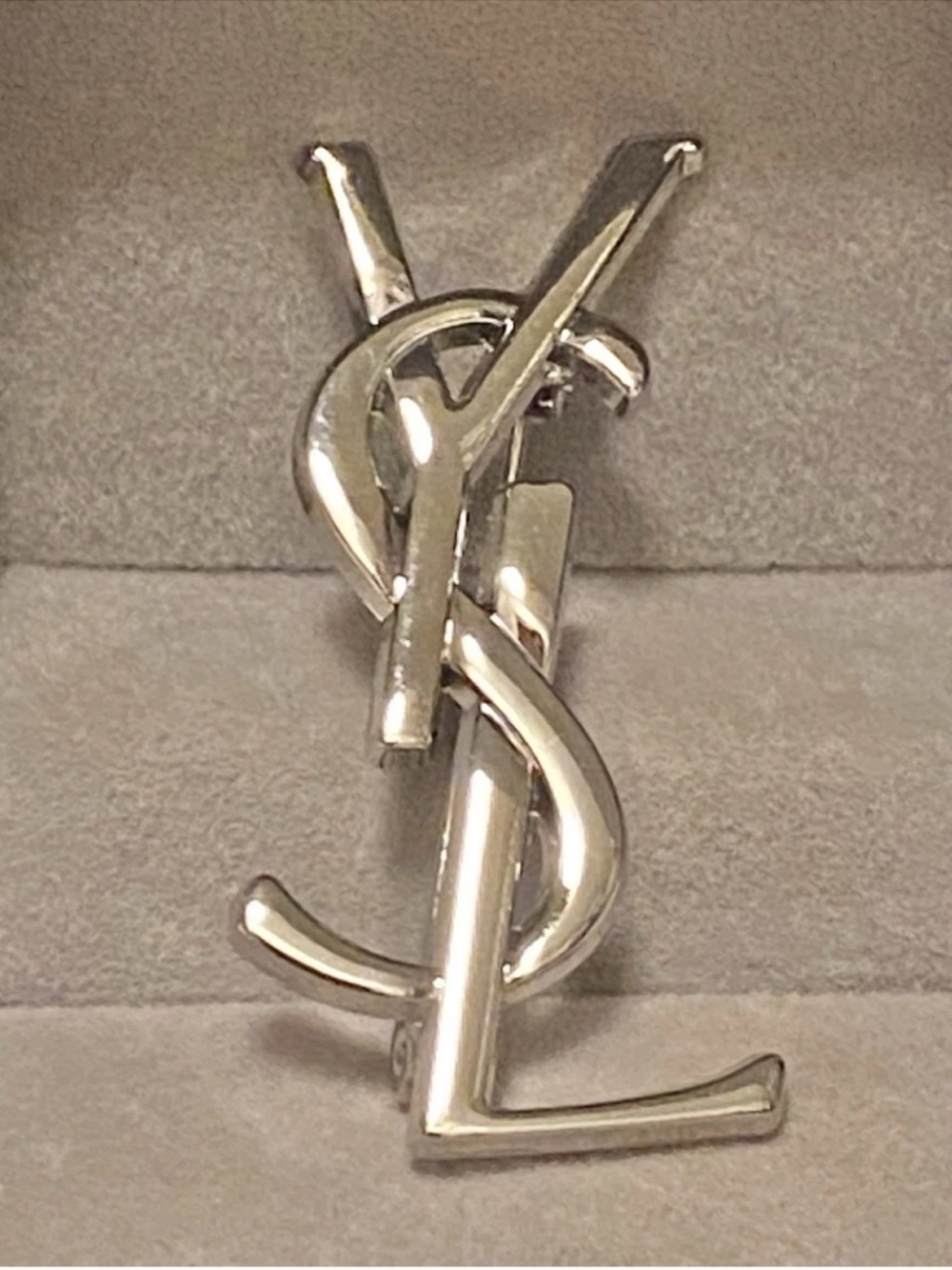 Yves Saint Laurent Polished Silver YSL Interlocking Logo Brooch Unisex Small - Picture 3 of 4